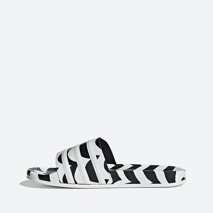 10 x Pairs adidas Originals Adilette Womens Flip Flops (GW7536) rrp£50.00 - Only £16.99